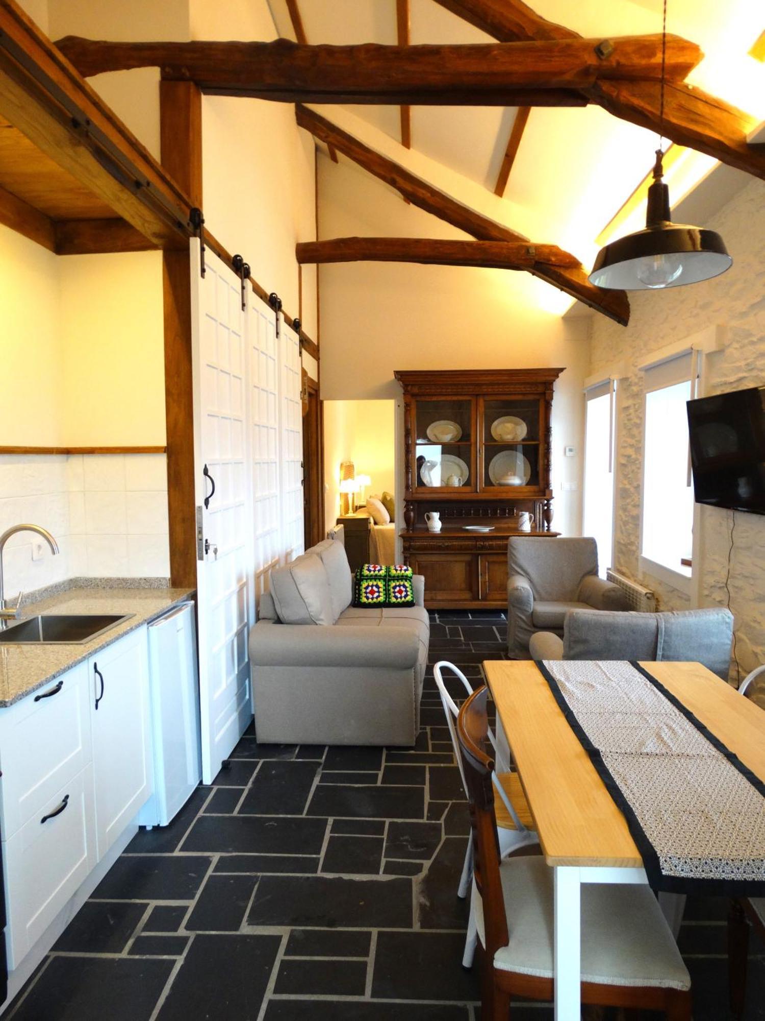 Apartamentos Minas De Silvarosa Viveiro Eksteriør billede