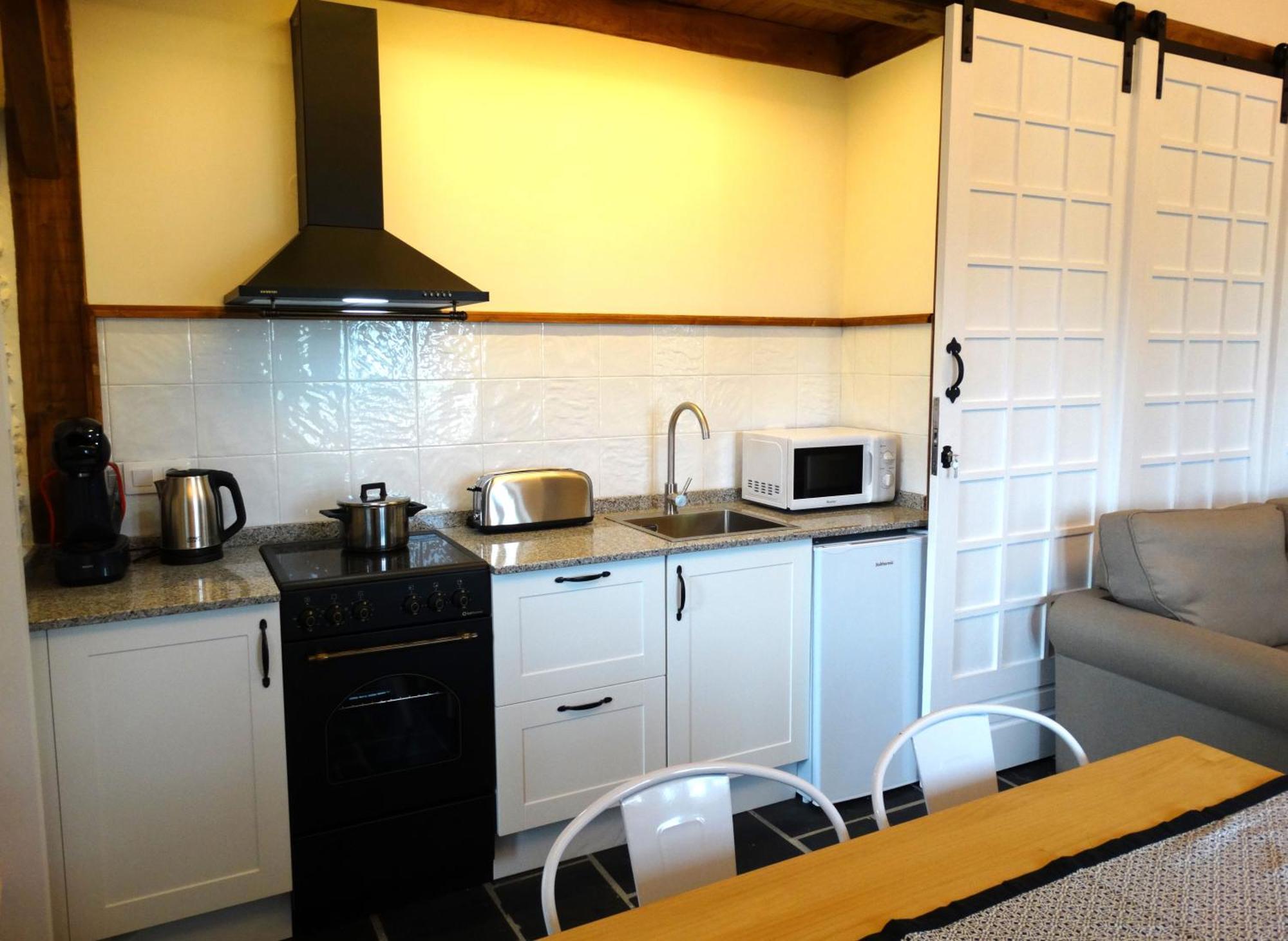 Apartamentos Minas De Silvarosa Viveiro Eksteriør billede