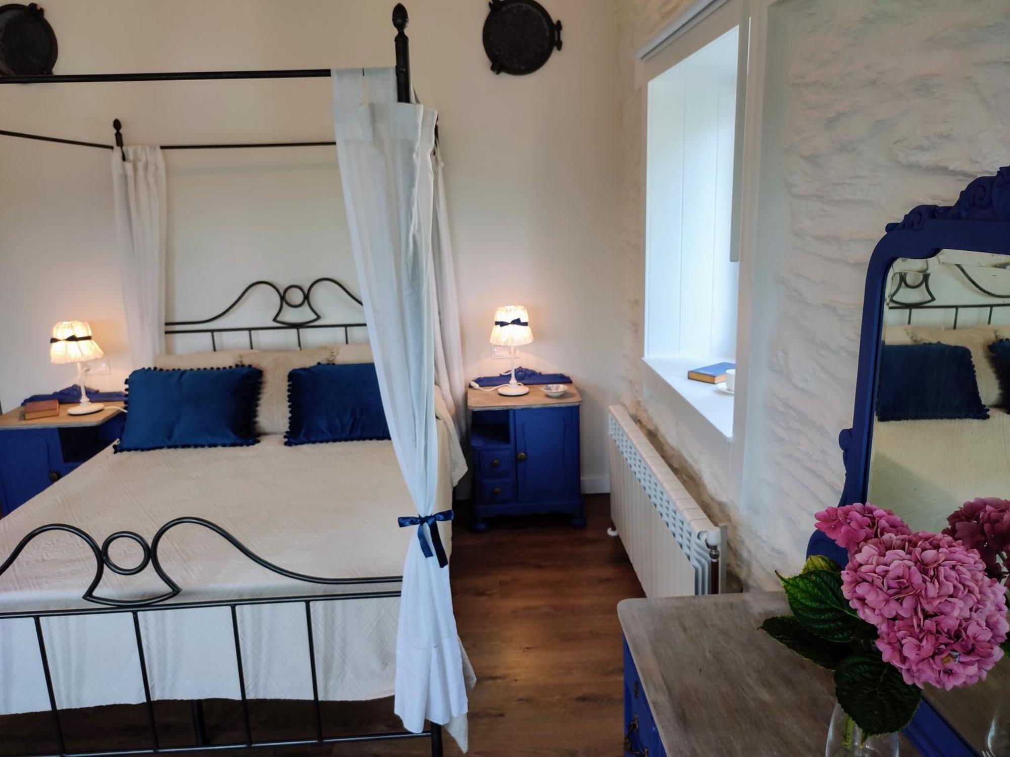 Apartamentos Minas De Silvarosa Viveiro Værelse billede