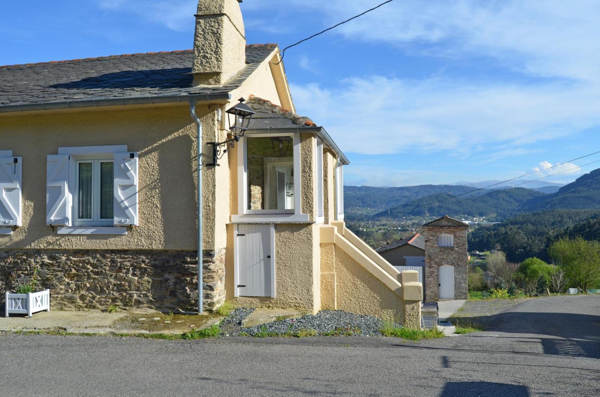 Apartamentos Minas De Silvarosa Viveiro Eksteriør billede
